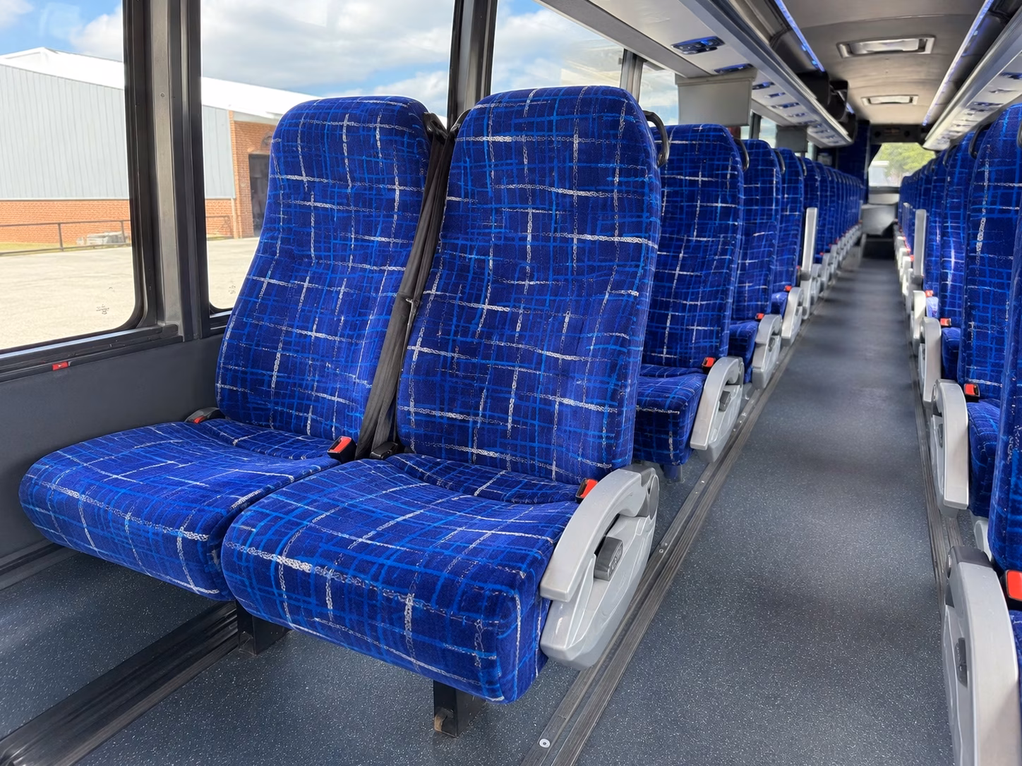 fontana minibus rentals for high school and college athletic events