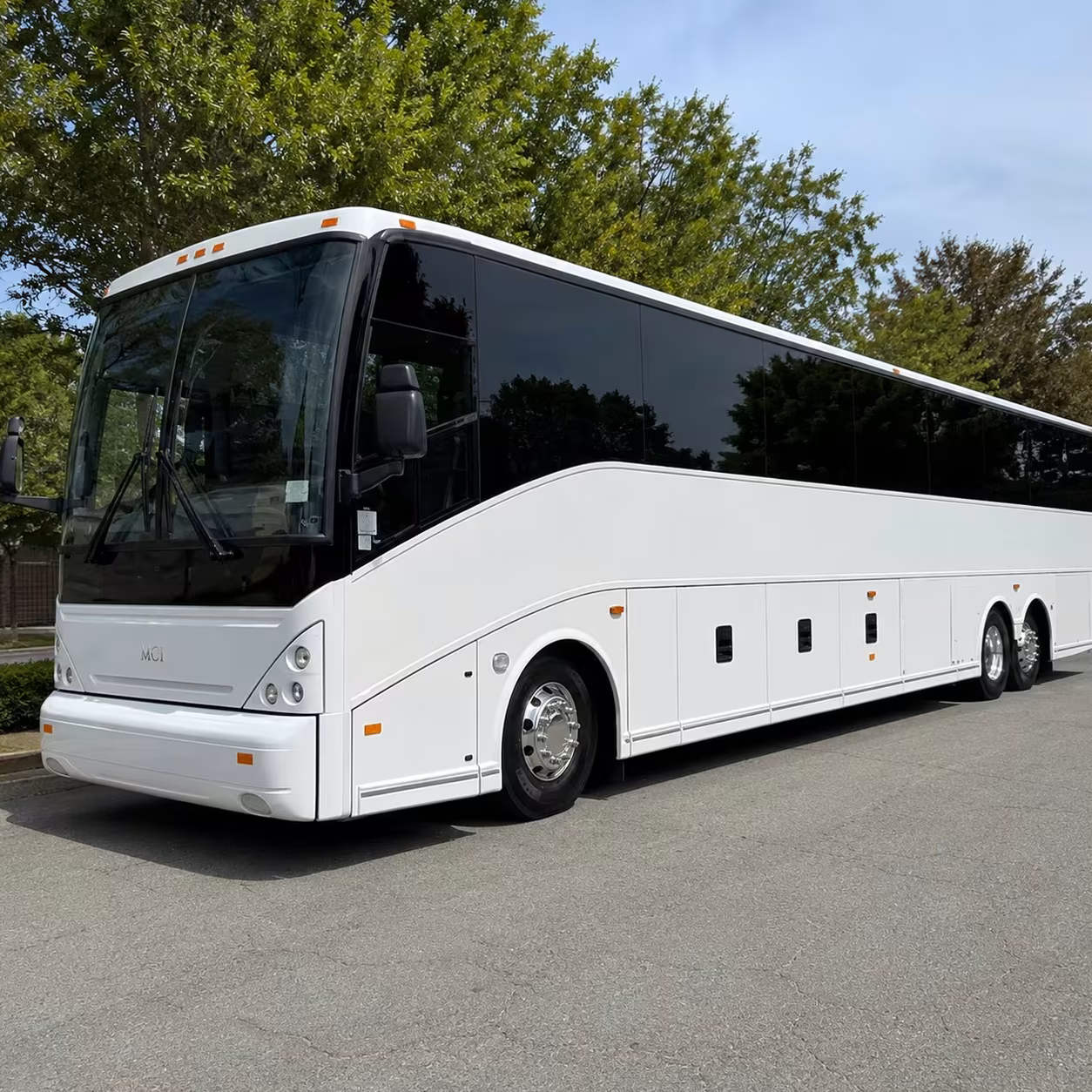 fontana shuttle buses for lax group transfers